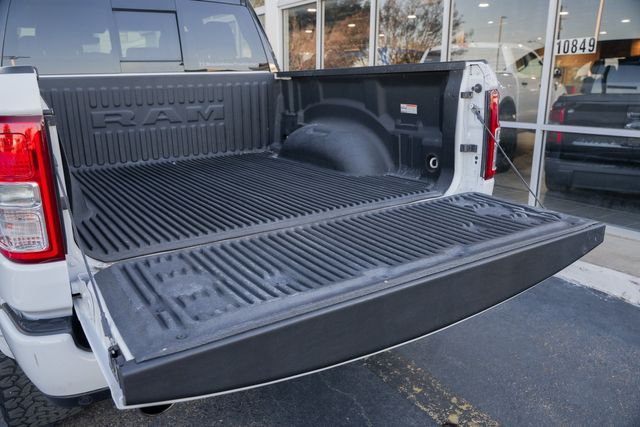 2022 Ram 1500 Big Horn BLACK WIDOW 4X4 / BIG SCREEN / LOADED | Austin, TX | Rocky Mountain Truck Stop Austin 2022 Ram 1500 Big Horn BLACK WIDOW 4X4 / BIG SCREEN / LOADED | Austin, TX | Rocky Mountain Truck Stop Austin
