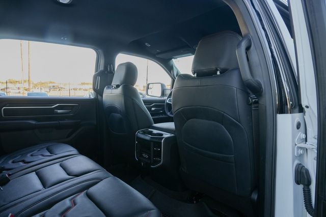 2022 Ram 1500 Big Horn BLACK WIDOW 4X4 / BIG SCREEN / LOADED | Austin, TX | Rocky Mountain Truck Stop Austin