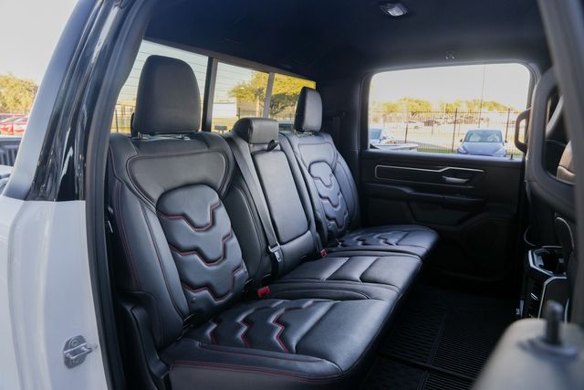 2022 Ram 1500 Big Horn BLACK WIDOW 4X4 / BIG SCREEN / LOADED | Austin, TX | Rocky Mountain Truck Stop Austin 2022 Ram 1500 Big Horn BLACK WIDOW 4X4 / BIG SCREEN / LOADED | Austin, TX | Rocky Mountain Truck Stop Austin
