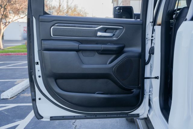 2022 Ram 1500 Big Horn BLACK WIDOW 4X4 / BIG SCREEN / LOADED | Austin, TX | Rocky Mountain Truck Stop Austin 2022 Ram 1500 Big Horn BLACK WIDOW 4X4 / BIG SCREEN / LOADED | Austin, TX | Rocky Mountain Truck Stop Austin