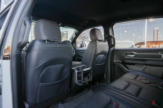 2022 Ram 1500 Big Horn BLACK WIDOW 4X4 / BIG SCREEN / LOADED | Austin, TX | Rocky Mountain Truck Stop Austin