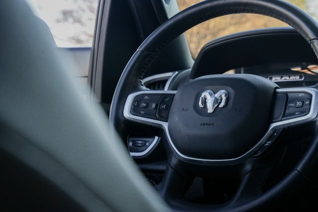 2022 Ram 1500 Big Horn BLACK WIDOW 4X4 / BIG SCREEN / LOADED | Austin, TX | Rocky Mountain Truck Stop Austin 2022 Ram 1500 Big Horn BLACK WIDOW 4X4 / BIG SCREEN / LOADED | Austin, TX | Rocky Mountain Truck Stop Austin