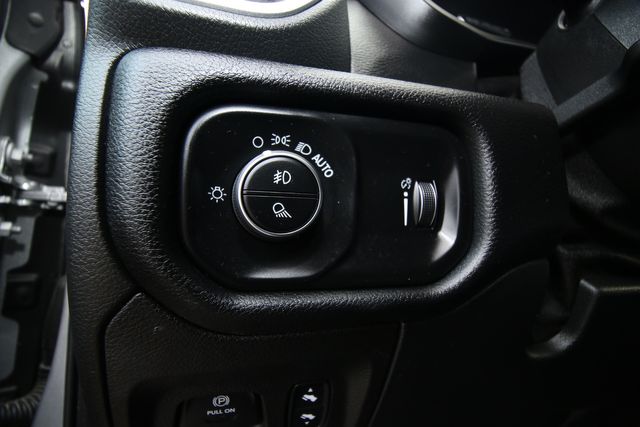 2022 Ram 1500 Lone Star Crew Cab 4x4 5'7" Box | San Antonio, TX | R&L Certified Auto Group 2022 Ram 1500 Lone Star Crew Cab 4x4 5'7" Box | San Antonio, TX | R&L Certified Auto Group