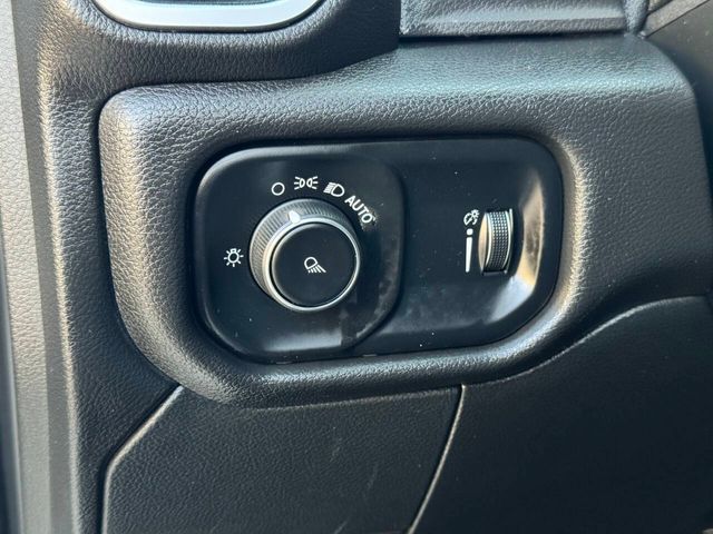 2022 Ram 2500 Big Horn 4x4 4dr Crew Cab 6.3 ft. SB Pickup | Houston, TX | Houston Auto Credit