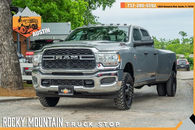 2022 Ram 3500 Tradesman CREW CAB 4X4 / HO CUMMINS / AISIN TRANS | Austin, TX | Rocky Mountain Truck Stop Austin