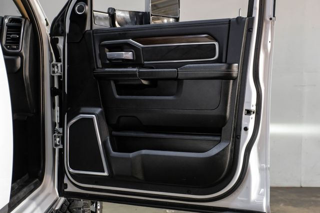 2022 Ram 3500 Laramie HO CUMMINS Aisin Auto 18" METHOD 33" A/T | Dallas, TX | East Dallas Diesel 2022 Ram 3500 Laramie HO CUMMINS Aisin Auto 18" METHOD 33" A/T | Dallas, TX | East Dallas Diesel