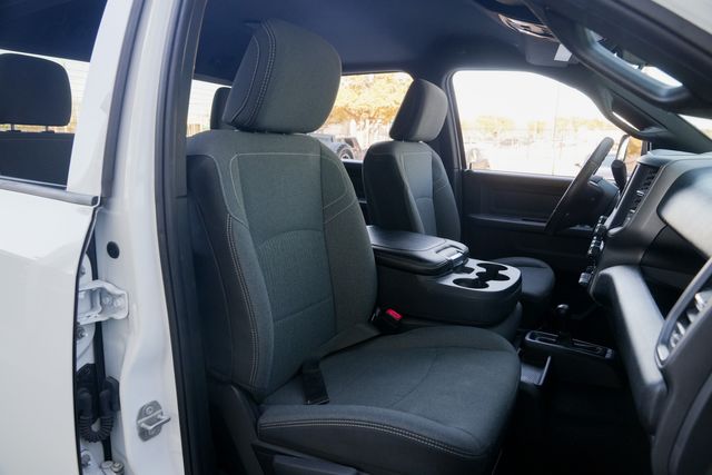 2022 Ram 3500 Tradesman LONG BOX DRW 4X4 / CUMMINS CREW CAB | Austin, TX | Rocky Mountain Truck Stop Austin