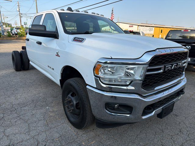 2022 Ram 3500 SLT