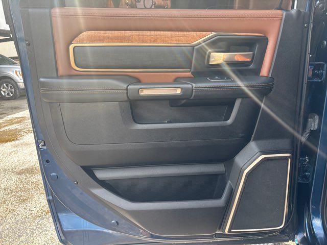 2022 Ram 3500 Limited Longhorn | San Antonio, TX | Clear Choice Automotive South 2022 Ram 3500 Limited Longhorn | San Antonio, TX | Clear Choice Automotive South