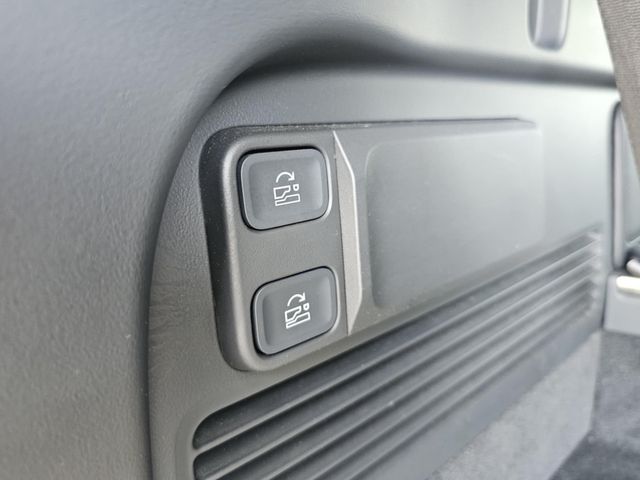 2022 Rivian R1S Launch Edition | North Little Rock, AR | EVolve Auto 2022 Rivian R1S Launch Edition | North Little Rock, AR | EVolve Auto