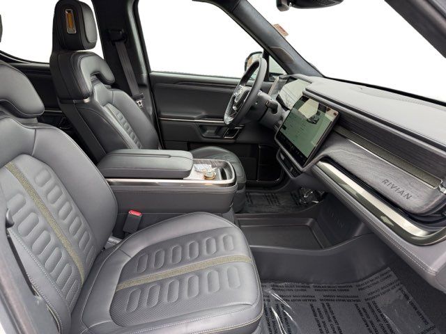 2022 Rivian R1T Adventure