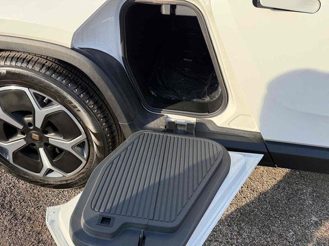 2022 Rivian R1T Adventure | Arlington Heights, IL | Gmotorcars 2022 Rivian R1T Adventure | Arlington Heights, IL | Gmotorcars