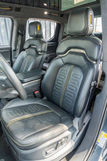 2022 Rivian R1T Launch Edition AWD / CLEAN CARFAX / LOADED | Austin, TX | Rocky Mountain Truck Stop Austin 2022 Rivian R1T Launch Edition AWD / CLEAN CARFAX / LOADED | Austin, TX | Rocky Mountain Truck Stop Austin