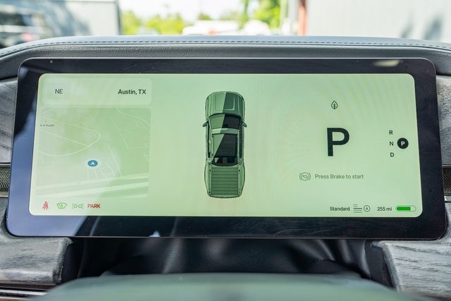 2022 Rivian R1T Launch Edition AWD / CLEAN CARFAX / LOADED | Austin, TX | Rocky Mountain Truck Stop Austin 2022 Rivian R1T Launch Edition AWD / CLEAN CARFAX / LOADED | Austin, TX | Rocky Mountain Truck Stop Austin