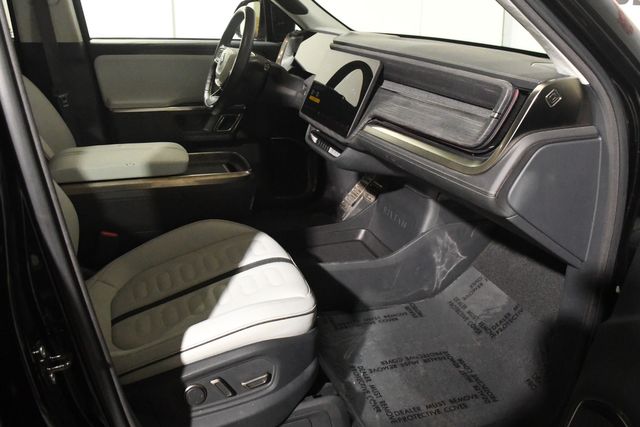 2022 Rivian R1T Adventure | Branford, CT | Sound Auto Wholesalers 2022 Rivian R1T Adventure | Branford, CT | Sound Auto Wholesalers