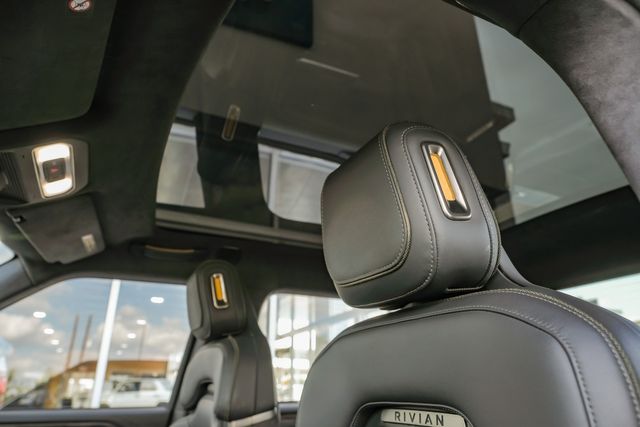 2022 Rivian R1T Launch Edition AWD / CLEAN CARFAX / LOADED | Austin, TX | Rocky Mountain Truck Stop Austin 2022 Rivian R1T Launch Edition AWD / CLEAN CARFAX / LOADED | Austin, TX | Rocky Mountain Truck Stop Austin