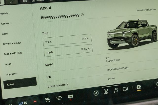 2022 Rivian R1T Launch Edition AWD / CLEAN CARFAX / LOADED | Austin, TX | Rocky Mountain Truck Stop Austin 2022 Rivian R1T Launch Edition AWD / CLEAN CARFAX / LOADED | Austin, TX | Rocky Mountain Truck Stop Austin