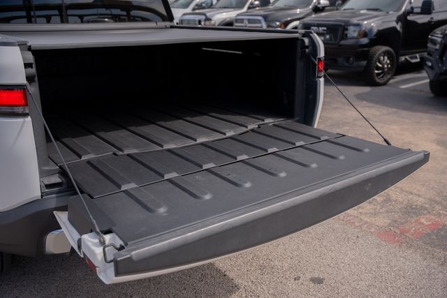 2022 Rivian R1T Adventure CREW CAB AWD / LOADED / GLACIER WHITE | Dallas, TX | Rocky Mountain Truck Stop Dallas