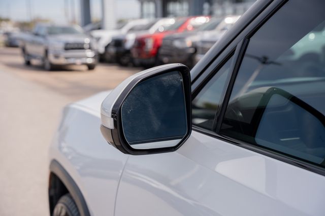 2022 Rivian R1T Adventure CREW CAB AWD / LOADED / GLACIER WHITE | Dallas, TX | Rocky Mountain Truck Stop Dallas