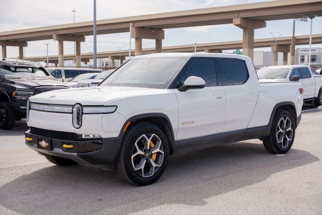 2022 Rivian R1T Adventure CREW CAB AWD / LOADED / GLACIER WHITE | Dallas, TX | Rocky Mountain Truck Stop Dallas 2022 Rivian R1T Adventure CREW CAB AWD / LOADED / GLACIER WHITE | Dallas, TX | Rocky Mountain Truck Stop Dallas