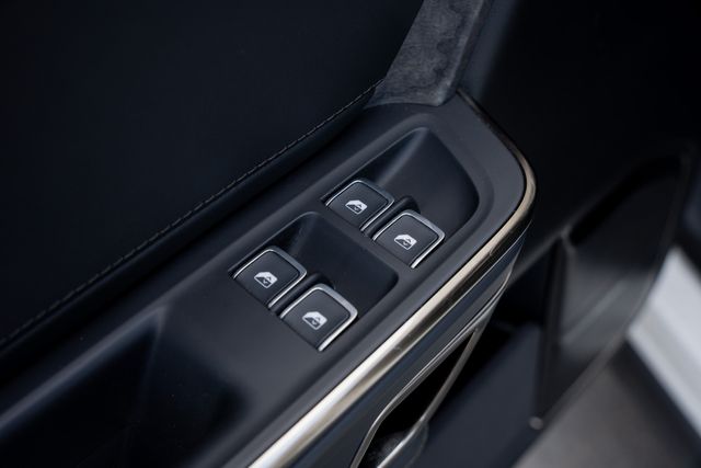 2022 Rivian R1T Adventure CREW CAB AWD / LOADED / GLACIER WHITE | Dallas, TX | Rocky Mountain Truck Stop Dallas 2022 Rivian R1T Adventure CREW CAB AWD / LOADED / GLACIER WHITE | Dallas, TX | Rocky Mountain Truck Stop Dallas