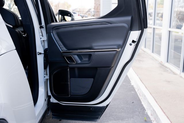 2022 Rivian R1T Adventure CREW CAB AWD / LOADED / GLACIER WHITE | Dallas, TX | Rocky Mountain Truck Stop Dallas