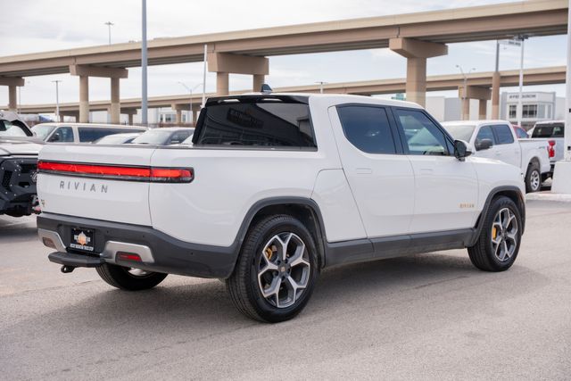2022 Rivian R1T Adventure CREW CAB AWD / LOADED / GLACIER WHITE | Dallas, TX | Rocky Mountain Truck Stop Dallas