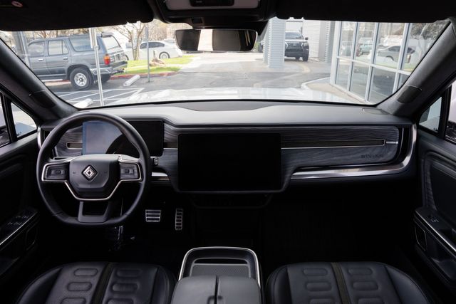 2022 Rivian R1T Adventure CREW CAB AWD / LOADED / GLACIER WHITE | Dallas, TX | Rocky Mountain Truck Stop Dallas