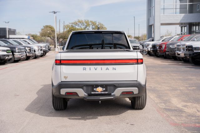 2022 Rivian R1T Adventure CREW CAB AWD / LOADED / GLACIER WHITE | Dallas, TX | Rocky Mountain Truck Stop Dallas 2022 Rivian R1T Adventure CREW CAB AWD / LOADED / GLACIER WHITE | Dallas, TX | Rocky Mountain Truck Stop Dallas