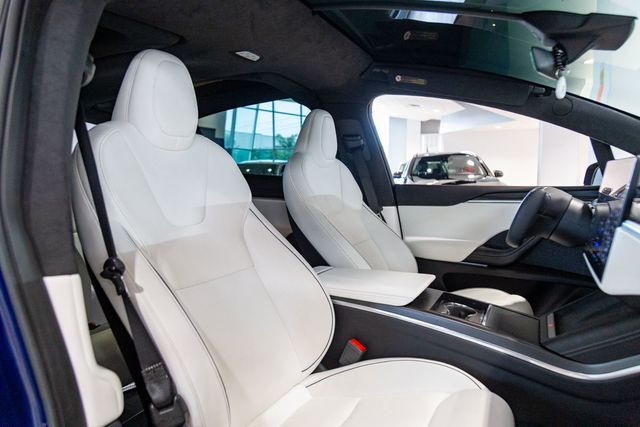 2022 Tesla Model X Plaid