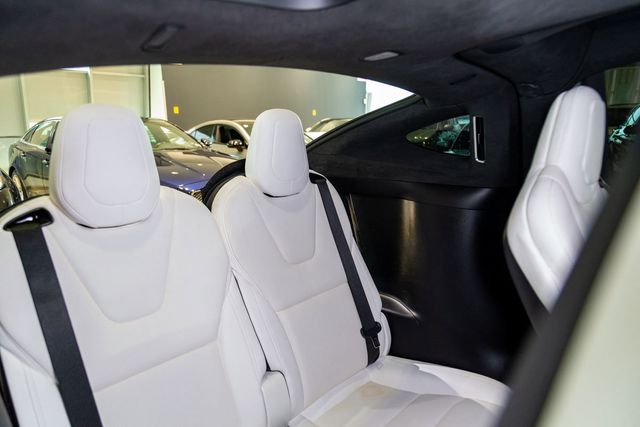 2022 Tesla Model X Plaid