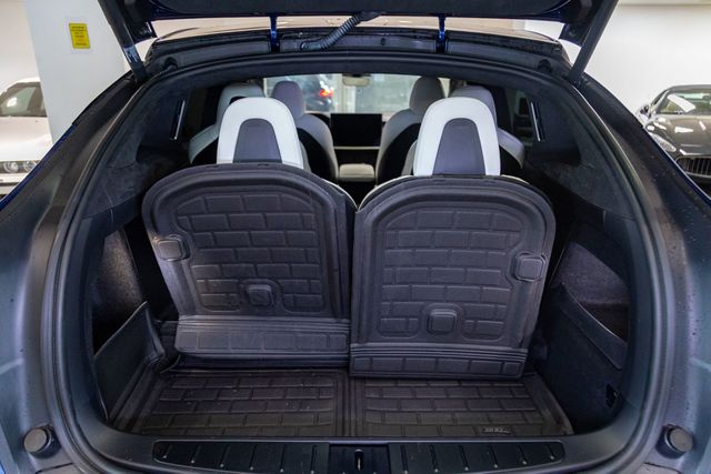2022 Tesla Model X Plaid