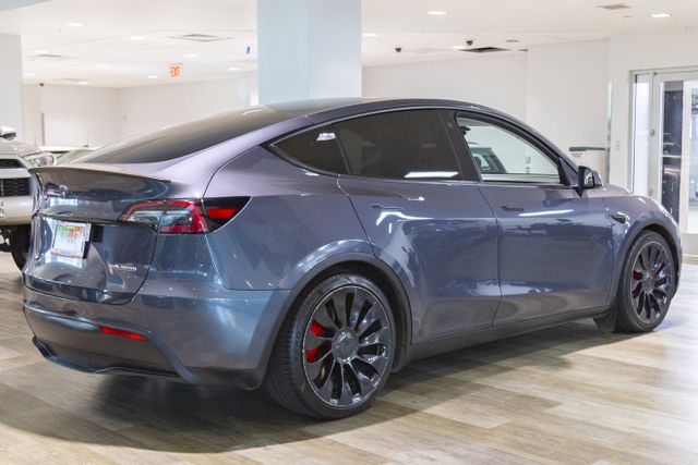 2022 Tesla Model Y AWD Performance