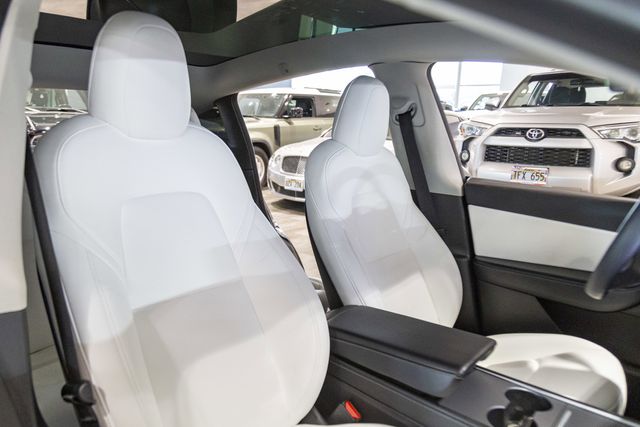 2022 Tesla Model Y AWD Performance