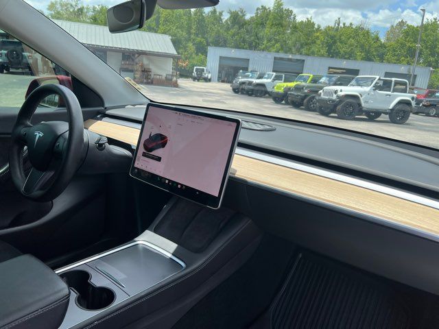 2022 Tesla Model Y Long Range AWD