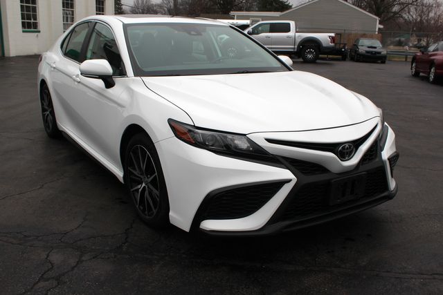 2022 Toyota Camry SE AWD | Granite City, Illinois | MasterCars Company Inc.