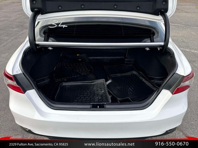 2022 Toyota Camry LE