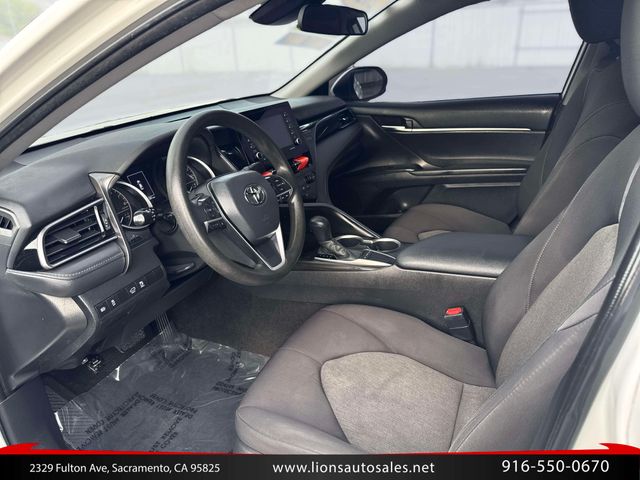 2022 Toyota Camry LE