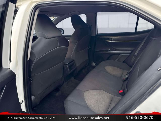 2022 Toyota Camry LE