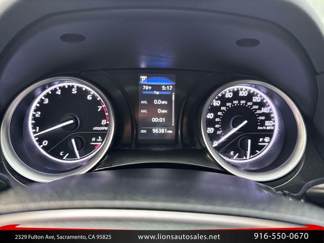 2022 Toyota Camry LE