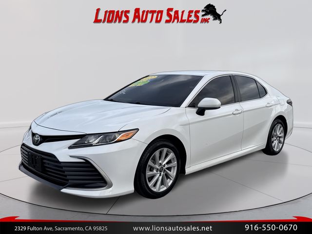 2022 Toyota Camry LE