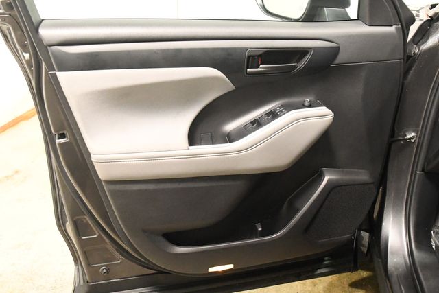 2022 Toyota Highlander LE | Branford, CT | Sound Auto Wholesalers 2022 Toyota Highlander LE | Branford, CT | Sound Auto Wholesalers