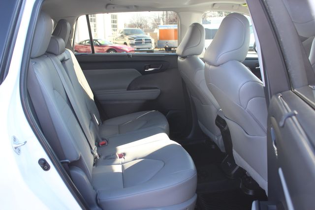 2022 Toyota Highlander XLE AWD | Granite City, Illinois | MasterCars Company Inc.