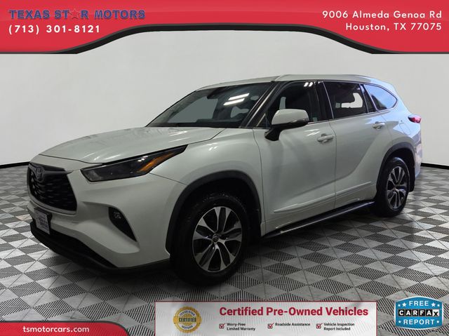 2022 Toyota HIGHLANDER XLE 2022 Toyota HIGHLANDER XLE