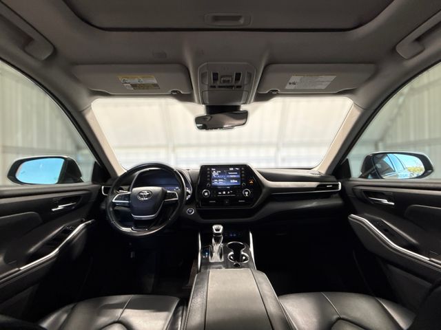 2022 Toyota HIGHLANDER XLE | Houston, TX | Texas Star Motors