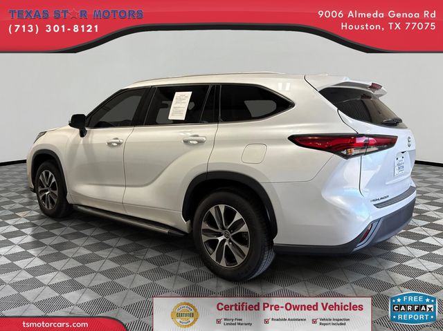 2022 Toyota HIGHLANDER XLE 2022 Toyota HIGHLANDER XLE