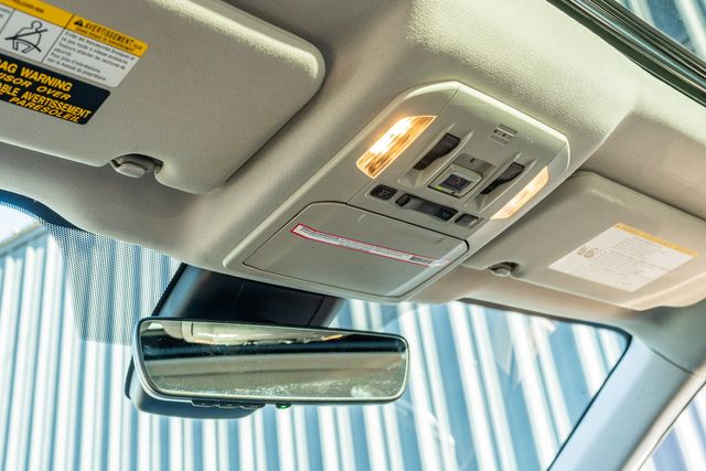 2022 Toyota Highlander Hybrid XLE / ONE TEXAS OWNER / LOADED / LUXURY | Austin, TX | Rocky Mountain Truck Stop Austin 2022 Toyota Highlander Hybrid XLE / ONE TEXAS OWNER / LOADED / LUXURY | Austin, TX | Rocky Mountain Truck Stop Austin