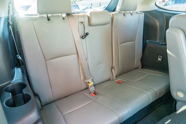 2022 Toyota Highlander Hybrid XLE / ONE TEXAS OWNER / LOADED / LUXURY | Austin, TX | Rocky Mountain Truck Stop Austin