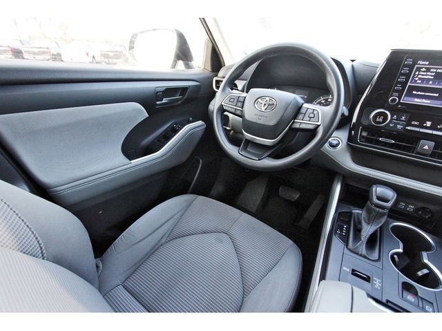 2022 Toyota Highlander L