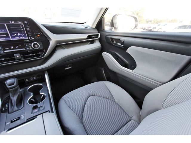 2022 Toyota Highlander L